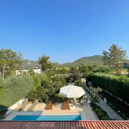 Villa Villa Hera 1 By Villa Safiya